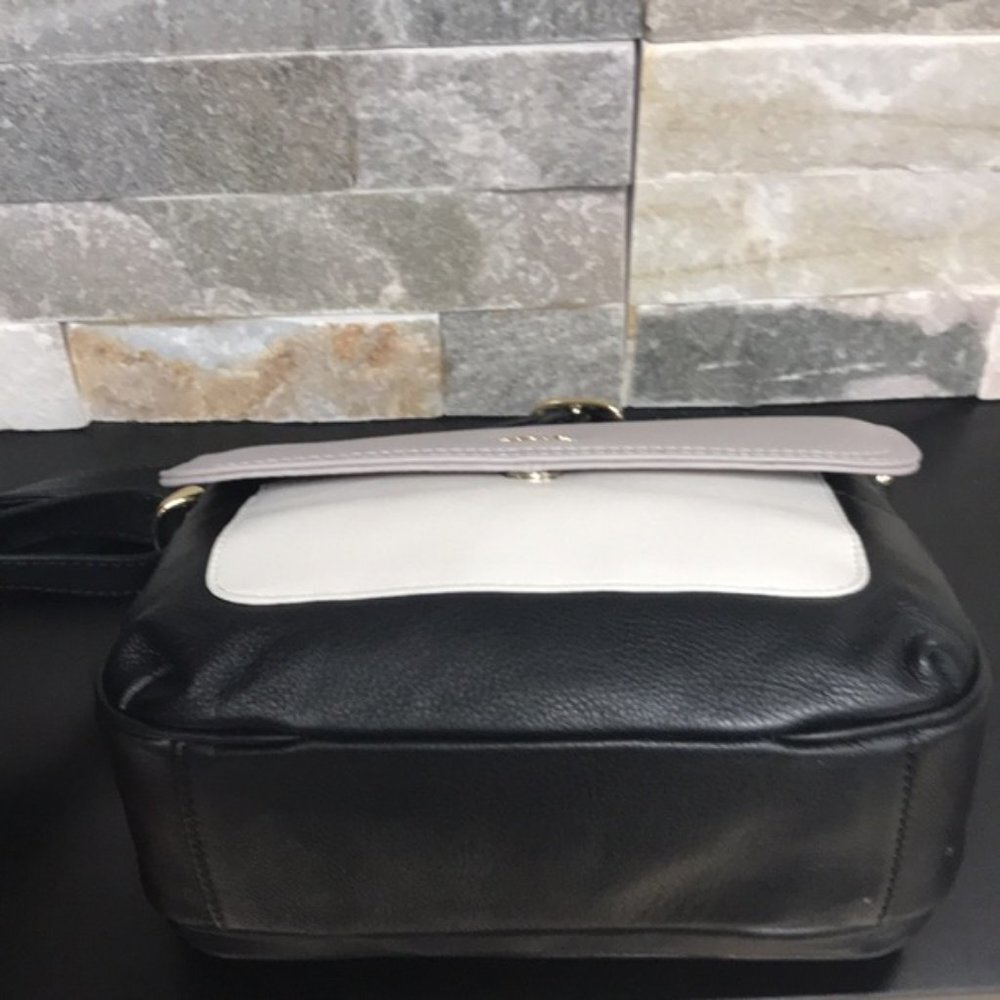 Tula England Color Block Medium Crossbody - Picture 8 of 8
